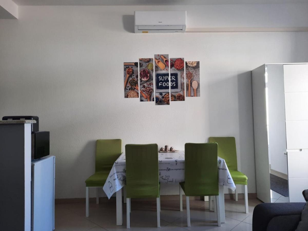 Apartment Gs Centar Госпич Экстерьер фото